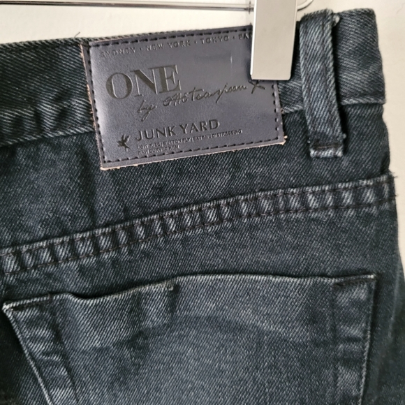 One Teaspoon Junkyard Distressed Denim Mini Skirt - Picture 9 of 11